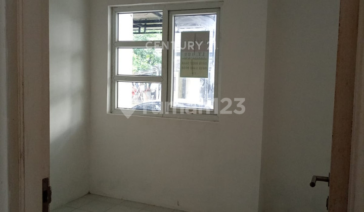 Ready-to-Occupy House Near Toll Road in Metro Residence Nanggewer Sentul 2