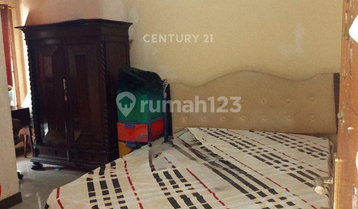 Rumah Strategis Dekat Pusat Kota Di Jl Anggrek 2 Depok 2