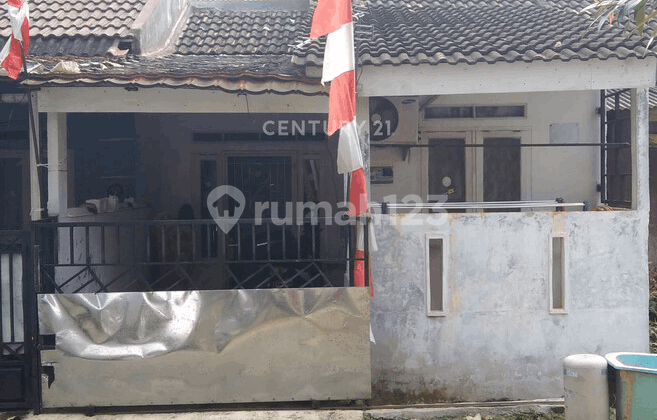 Rumah Strategis Dekat Stasiun di Perumahan Bumi Cilebut Damai Rumah Strategis Dekat Stasiun di Perumahan Bumi Cilebut Damai