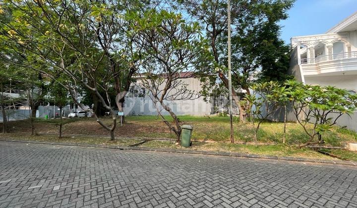 at Pantai Indah Kapuk Phinisi Indah North Jakarta