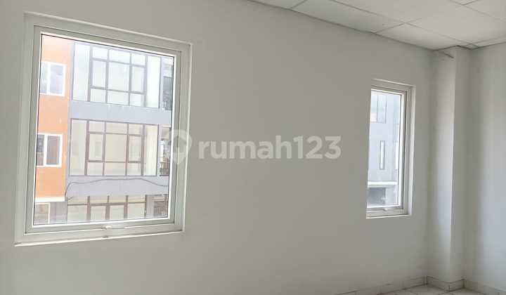 For sale: Laksana warehouse and office space in Tangerang For sale: Laksana warehouse and office space in Tangerang