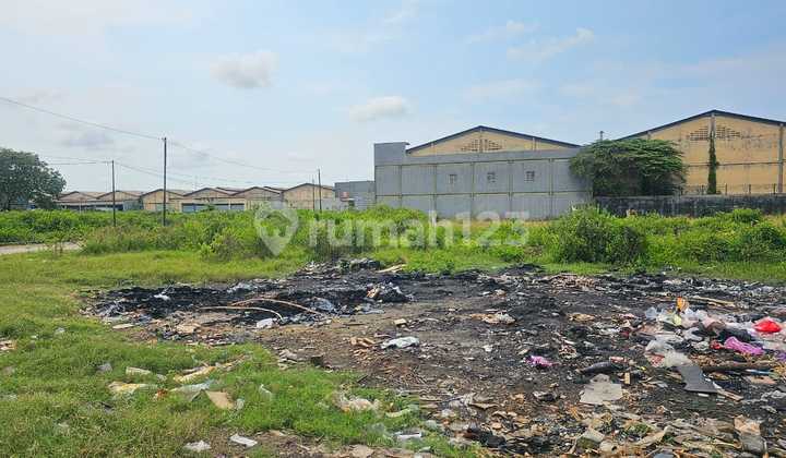 Quick sale commercial warehouse land in Pantai Indah Dadap 3500m2