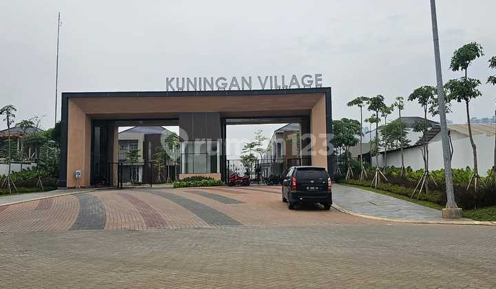 Dijual Cepat Rumah Pik 2 Kuningan Village ( Naga Emas ) 10x20 