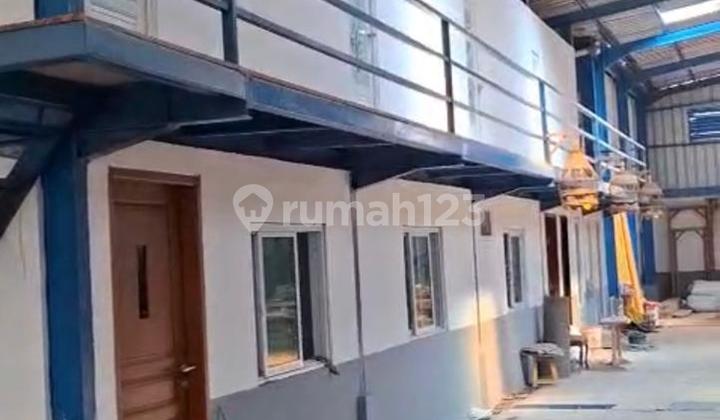 For Rent: Cakung Warehouse 600 M2, Office and Employee Mess Included For Rent: Cakung Warehouse 600 M2, Office and Employee Mess Included