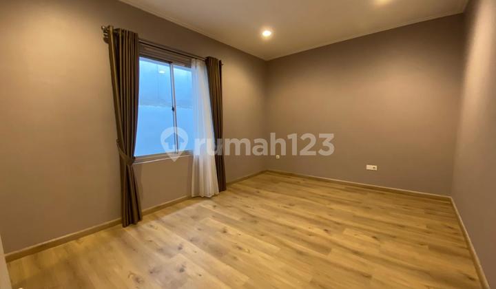 Rumah bagus semi furnish golf island 10x15 ppjb