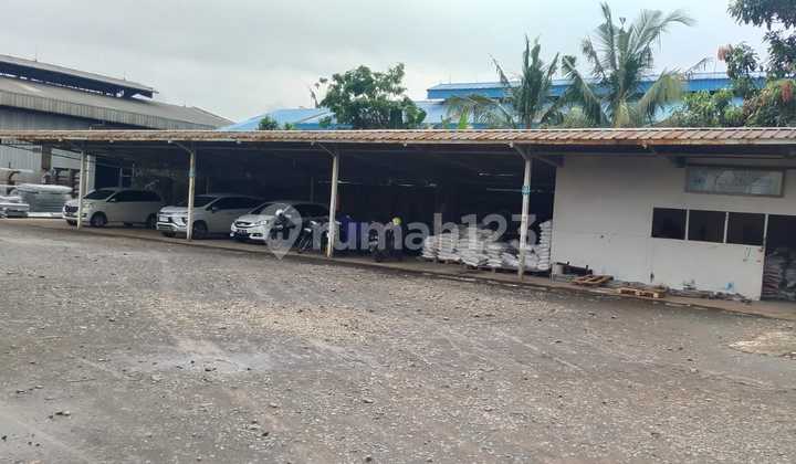 For Quick Sale: Factory Warehouse in Curug Tangerang 5200 M2, 2-3 Km to Toll Access For Quick Sale: Factory Warehouse in Curug Tangerang 5200 M2, 2-3 Km to Toll Access
