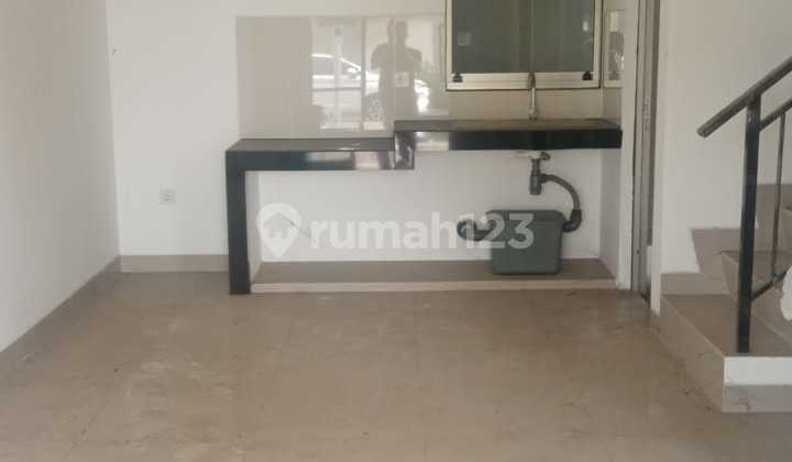 Dijual Cepat Rumah 6x10 Pik 2 Shm 2 Lantai Baru Dijual Cepat Rumah 6x10 Pik 2 Shm 2 Lantai Baru