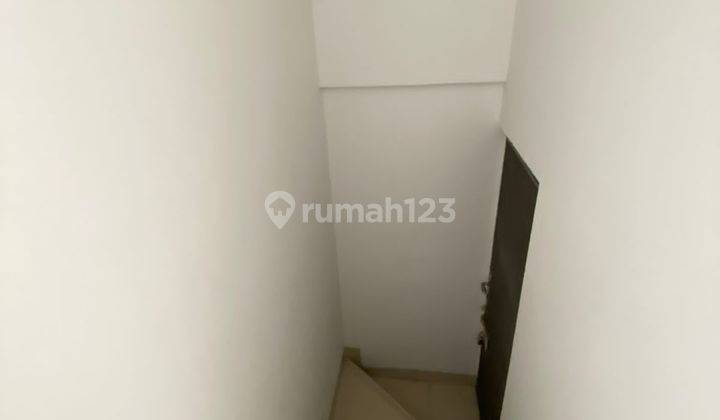 Dijual Rumah Pik Bgm Semi Furnish SHM 8x18 2