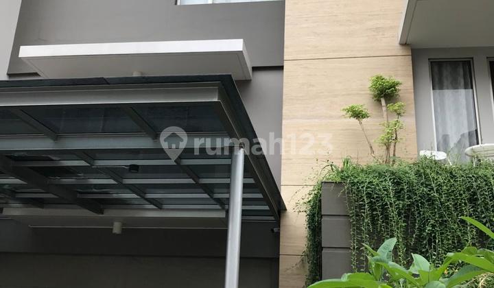 For Sale Golf Island House 12x20