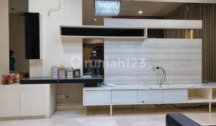 For Rent: Pik Crown Golf House 8x24 Semi-Furnished Interior Design