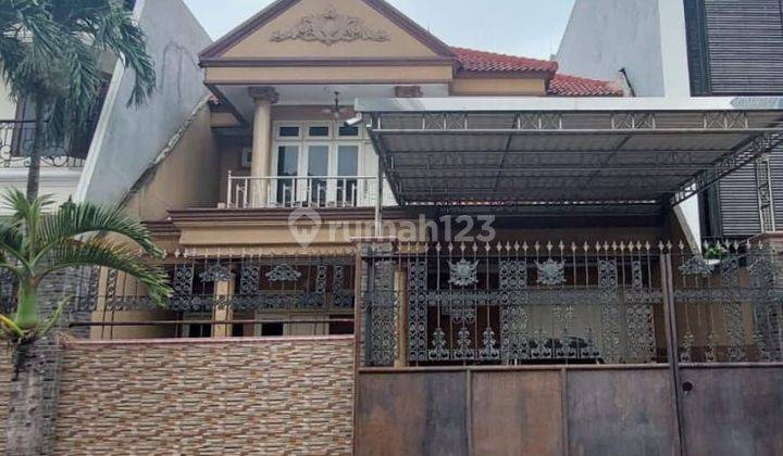 Dijual Rumah 2 Lantai Villa Valencia 1