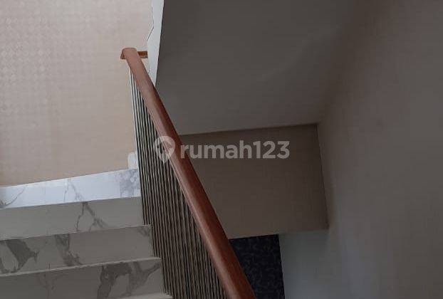 Dijual Rumah Murah Mewah Full Furnish Pakuwon 2