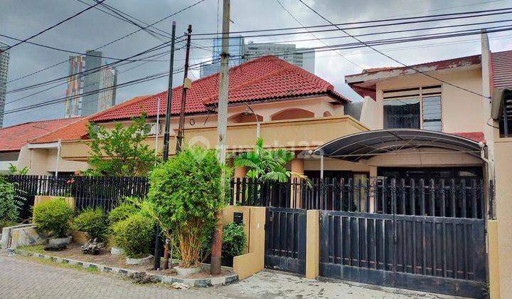 Dijual Rumah Strategis Darmo Permai Timur