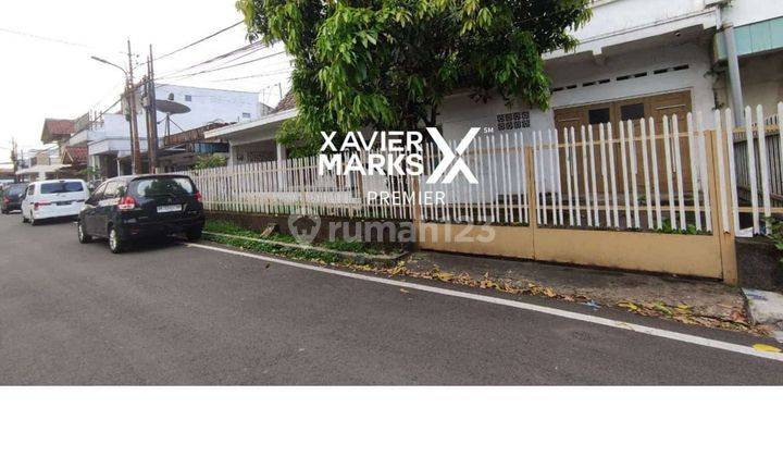 Dijual Rumah Tinggal 1,5 Lantai Di Jalan Pulau Pulau, Malang 1