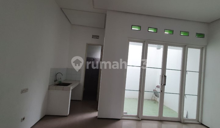 Rumah 2 Lantai Modern Selangkah ke Binus di Jasmine Valley Araya Malang