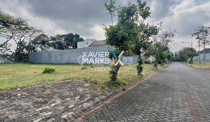 Dijual Tanah Kavling Luas Dengan View Backyard Lapangan Golf Plus Danau di Cluster Golf Kota Araya Malang 2