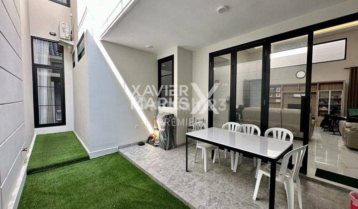 Dijual Rumah Mewah di Greenwood Golf Araya 2