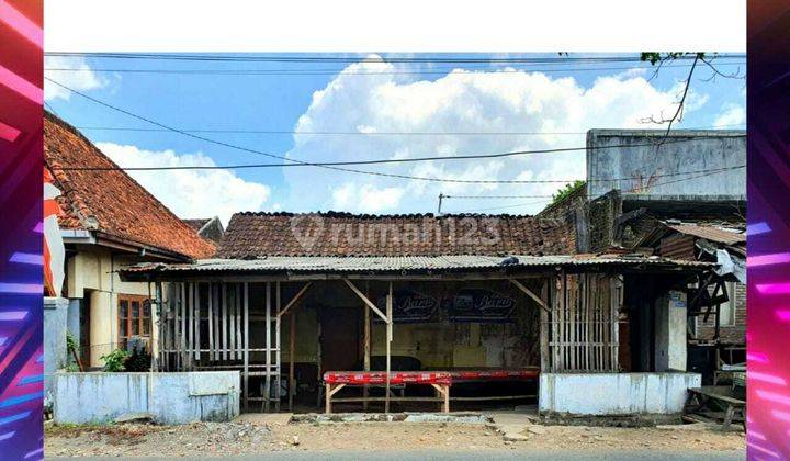 Rumah Hitung Tanah Lokasi Strategis di Tengah Kota Jember 1