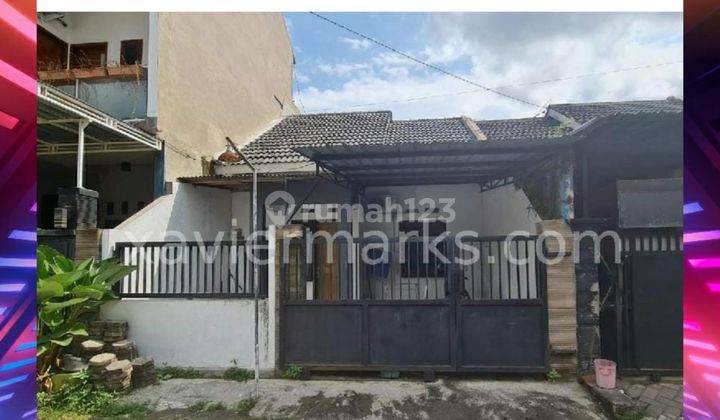 Rumah Minimalis Murah Blok Depan Perumahan Tengah Kota. Harga Nego. 1