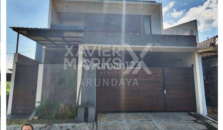 Rumah Modern Minimalis 2 Lantai Daerah Tengah Kota Cocok Buat Hunian 1