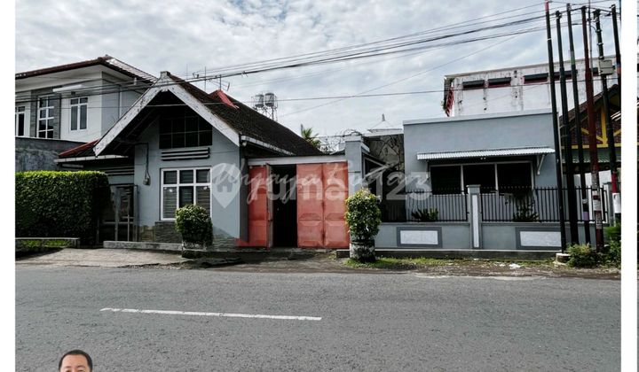 Rumah Luas Tengah Kota Cocok untuk Homestay, Cefe atau Hunian 1