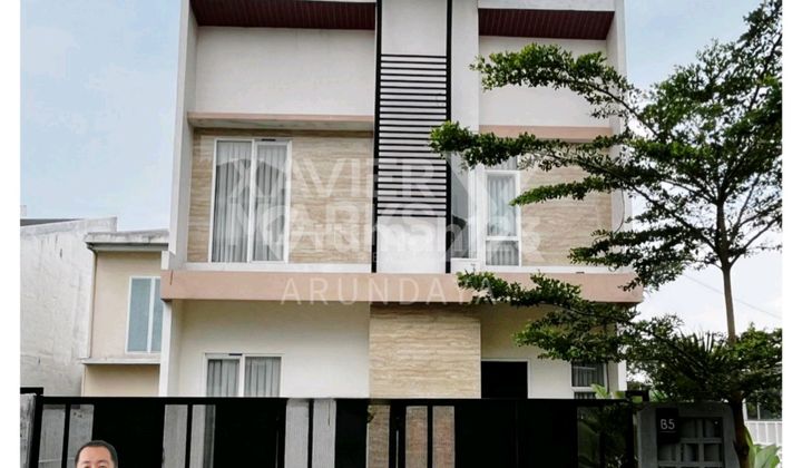 Rumah 2 Lantai Modern Minimalis Daerah Kota View Cakep 1