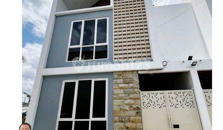 Exclusive 2-Story New Building Located in Campus Area 1