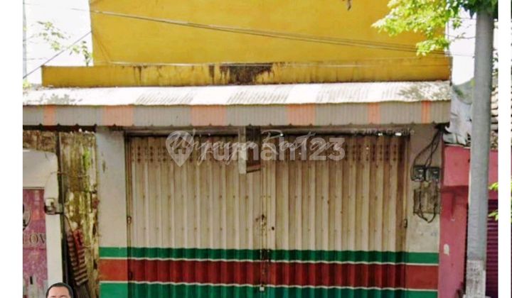 Ready-to-Use Shop House in Campus Area Suitable for Business 1