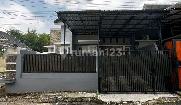 Rent a Modern Minimalist House, Ready to Occupy, Location Near Subandi Patrang Hospital 1