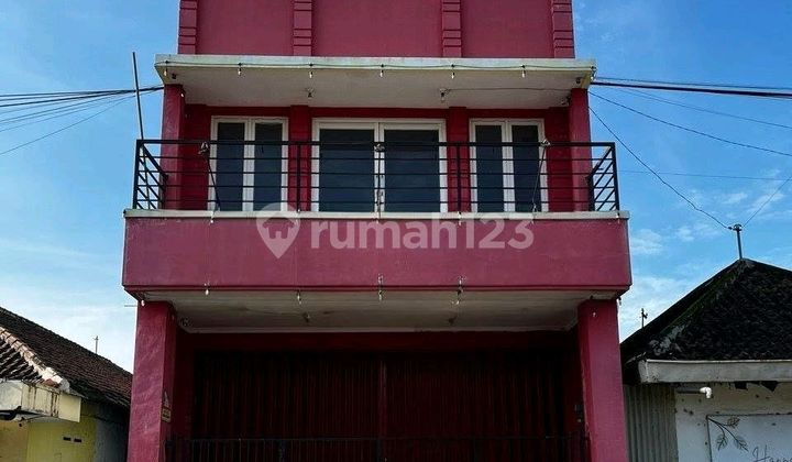 For Rent: 2-Story Shop House Located on Provincial Road Prime Location. Suitable for Business 1