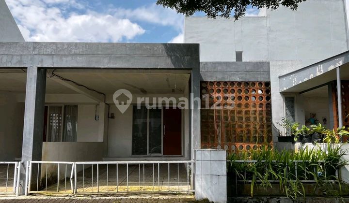 Minimalist House for Rent, Ready to Occupy in Jember City Housing Complex 1