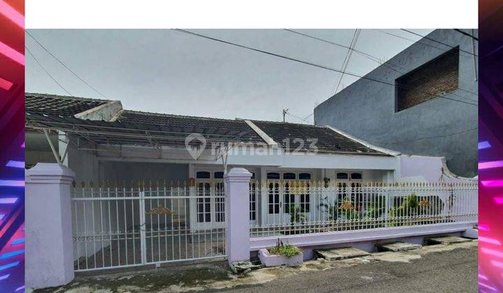 Dijual Murah Banting Harga. Rumah Lokasi Tengah Kota Dekat Pusat Perbelanjaan Lippo Mall 1