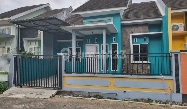 Sewa Rumah Dekat Kampus Unmuh Siap Huni. Cocok untuk Mahasiswa atau Keluarga 1