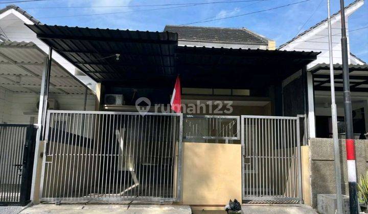 Kontrakan Rumah Semi Perabot Di Perumahan One Gate System Tengah Kota Jember 1