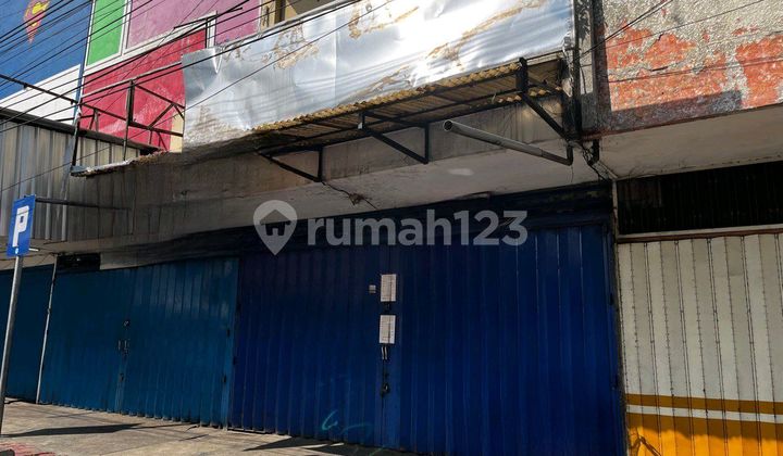 Commercial Shop for Sale in the Center of Jember City Business District. Ready to Use. 1