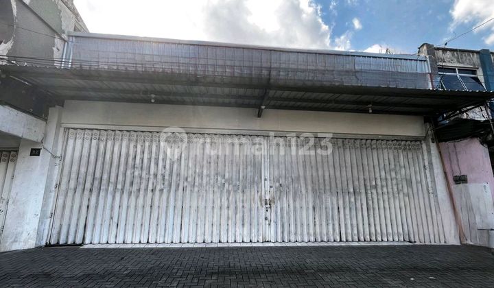 Strategic and Spacious Shop House for Rent in Downtown Jember. Ready to Use, Suitable for Cafes, Offices, Banks, etc. 1