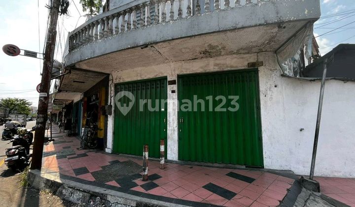 Sewa Ruko Strategis Pinggir Jalan Protokol Tengah Kota Jember