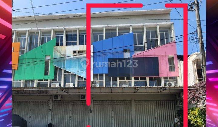 Ruko 3 Lantai Tengah Kota Jember. Cocok Untuk Kantor Atau Bisnis 1