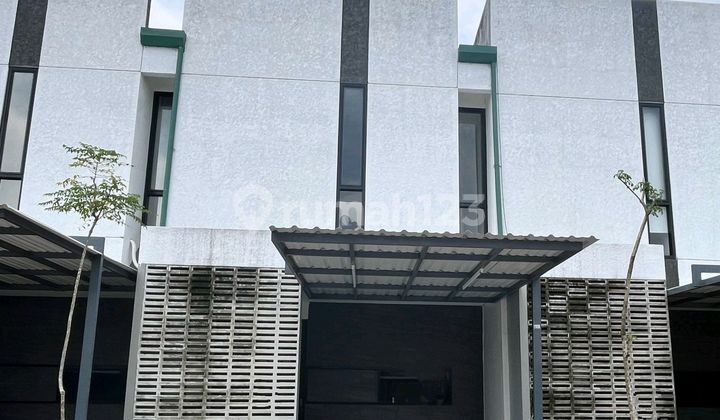 Cheap House Rental with Furniture. Central Location in Jember City. 1