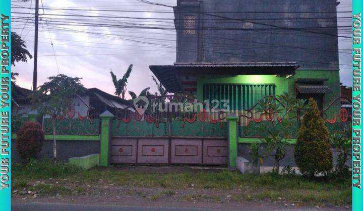 Rumah 2 Lantai Pinggir Jalan Siap Huni 1