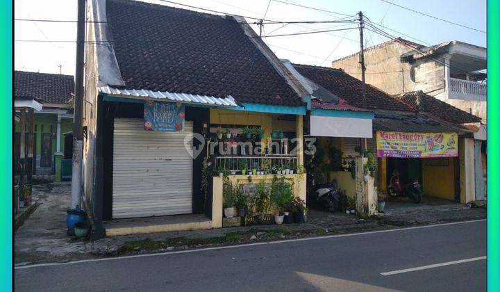 Rumah Cantik Pinggir Jalan Siap Huni Dekat Kota 1