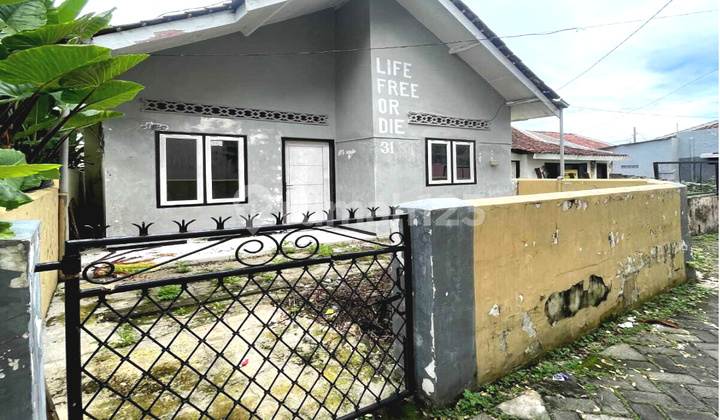 Dijual Rumah Siap Huni Dekat Kantor Polres Jember 1