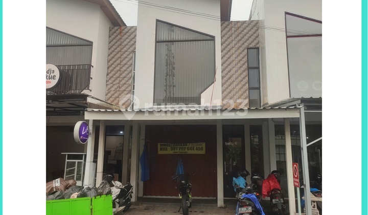 For Rent Minimalist 2-Story Shop House Near Transmart Jember 1