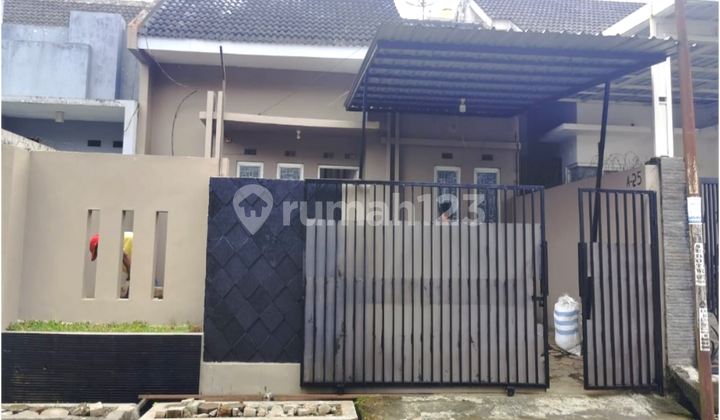 Dijual Rumah Minimalis Siap Huni Tengah Kota Pinggir Jalan Utama Perum 1