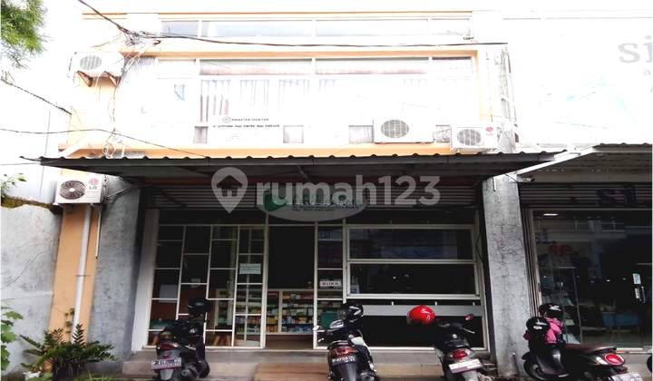 FOR SALE MINIMALIST 2-STORY SHOPHOUSE NEAR POLTEK JEMBER UNIVERSITY 1