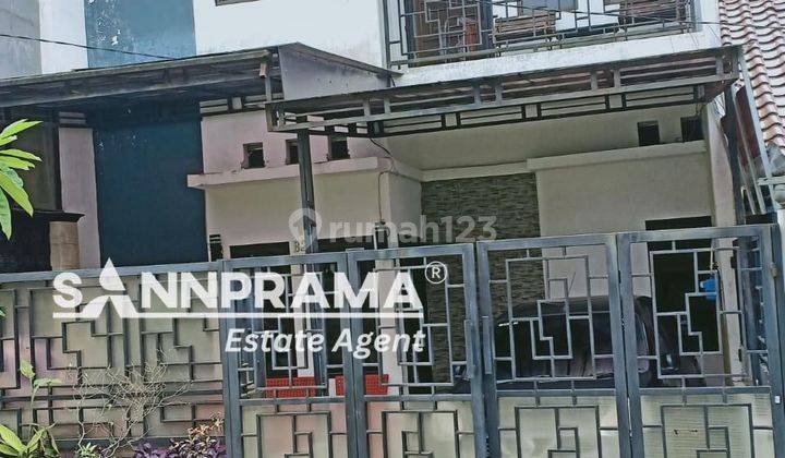 Rumah 2 Lantai dalan cluster di beji depok,lokasi setrategis 1