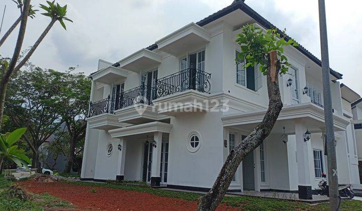 Rumah baru dg roof top garden American Style di kawasan asri BSD baru  2