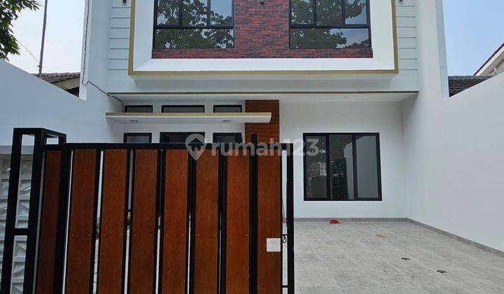 Rumah baru di kawasan sudah hidup di pusat BSD 1