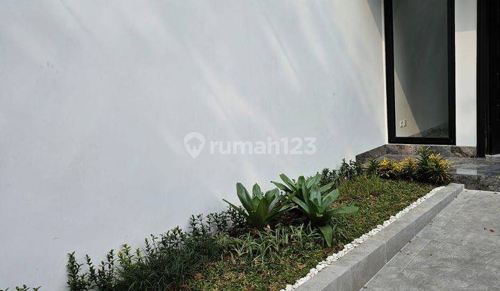 Rumah baru di kawasan sudah hidup di pusat BSD 2