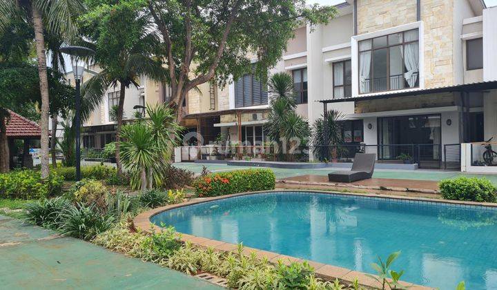 Rumah BSD nuansa resort depan langsung swim poll 1